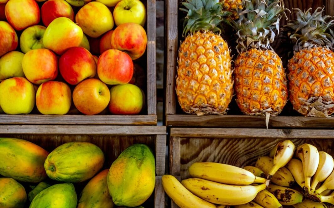 La fruta ayuda a combatir el estreñimiento causado por la colitis / Foto: Pixabay 