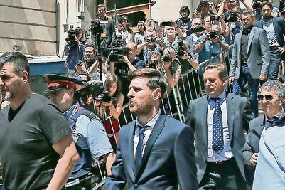 Condenan a Leo Messi por fraude