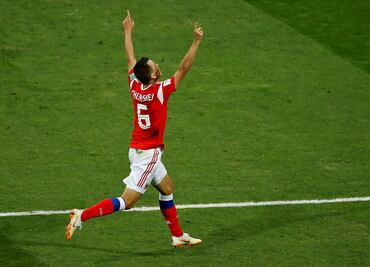 Golazo de Cheryshev para abrir el marcador en el Rusia vs Croacia