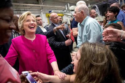 Piratas cibernéticos atacaron campaña de Hillary Clinton