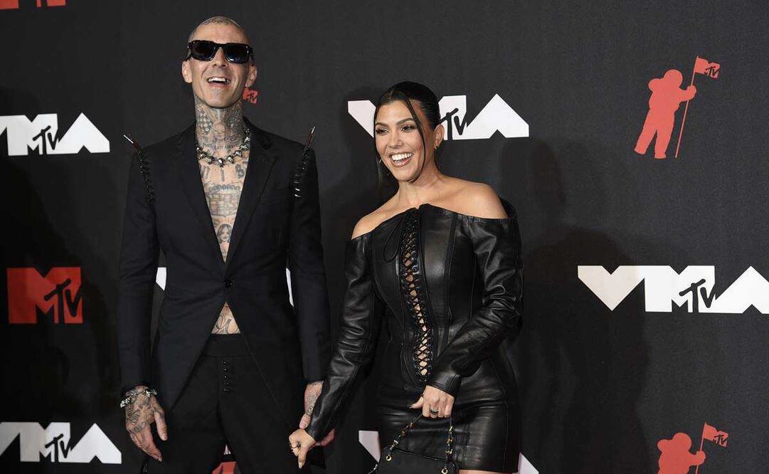 Kourtney Kardashian y baterista de Blink 182 se comprometen