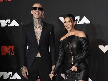 Kourtney Kardashian y Travis Barker se comprometen