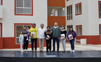 Infonavit entrega primeras viviendas del Bienestar en Yucatán; autoridades encabezan entrega en Mérida