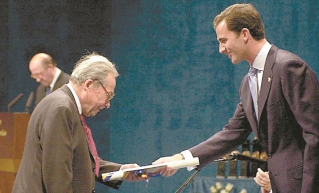 Dan instrumentos musicales a niños