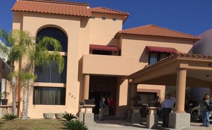 Catean casa de ex gobernador Padrés 