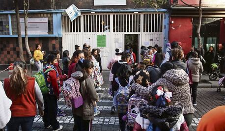 México, la “potencia científica” que no habla inglés; sobre los nuevos libros de texto