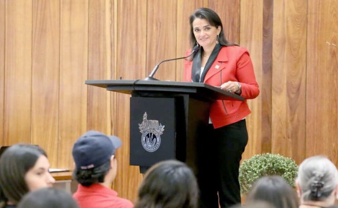 Foto: Twitter @MargRiosFarjat