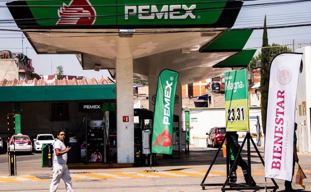 Los datos de la Secretaría de Energía aún indican que 58% de las gasolinas y diesel que vende Pemex son importadas de Estados Unidos. Foto: Cuartoscuro/Archivo