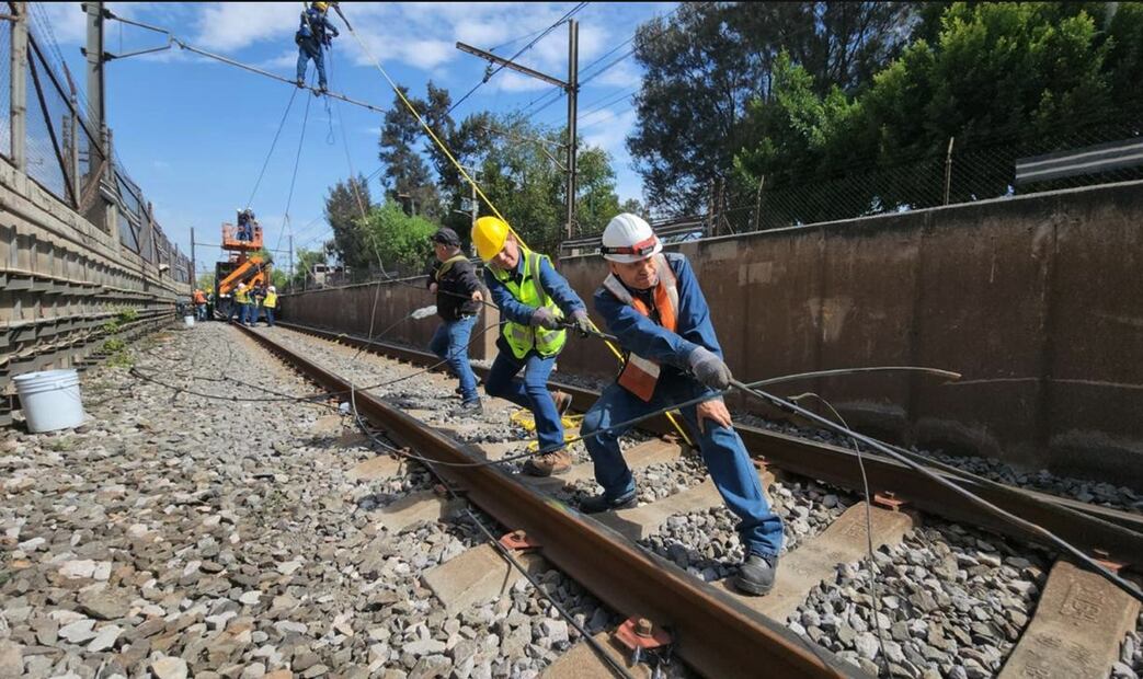 Trabajos en la Línea A de la estación Los Reyes a La Paz. Foto: especial