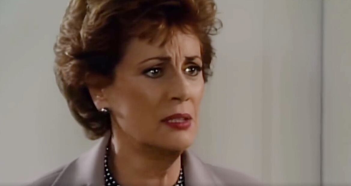 Helena Rojo interpretó a Luciana Duval en "El privilegio de amar".
Foto: YouTube