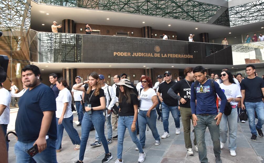 MONTERREY NUEVO LEÓN A PARTIR DE LAS DIEZ DE LA MAÑA LOS EMPLEADOS DEL PODER JUDICIAL DE LA FEDERACIÓN INICIARON LA SUSPENSIÓN DE LABORES FOTO EMILIO VAZQUEZ EL UNIVERSAL