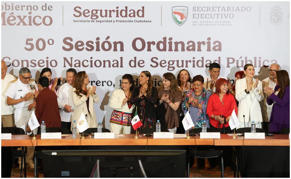 Claudia Sheinbaum se reúne con gobernadores en Guerrero, 10 de diciembre del 2024. Foto: Diego Simón/EL UNIVERSAL