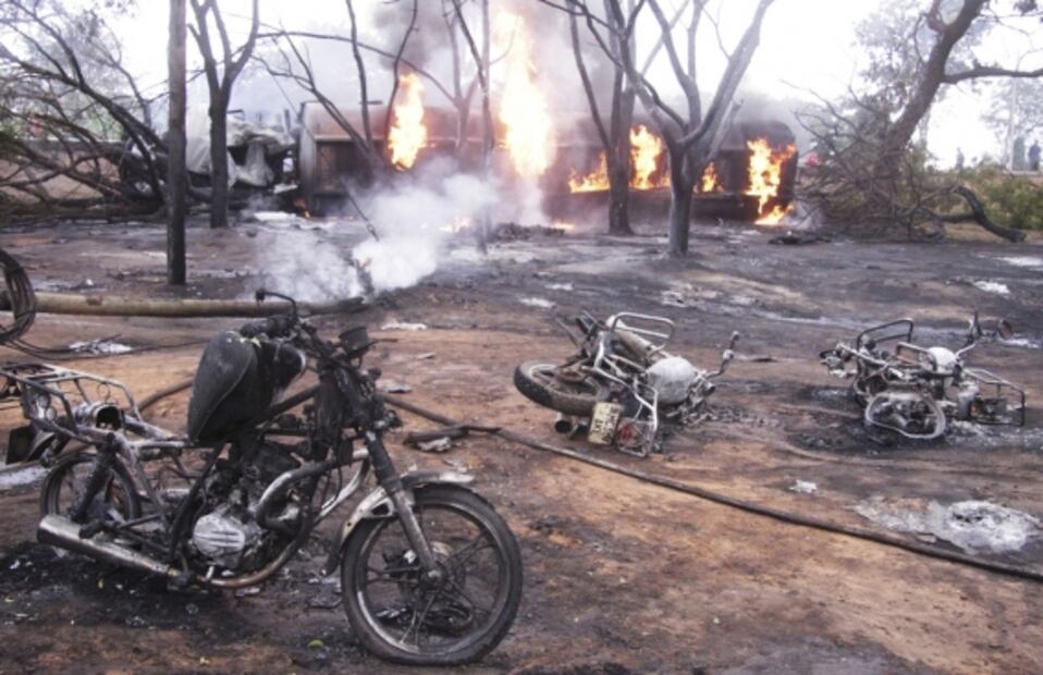 Al menos 62 muertos tras explosión de camión cisterna de combustible en Tanzania