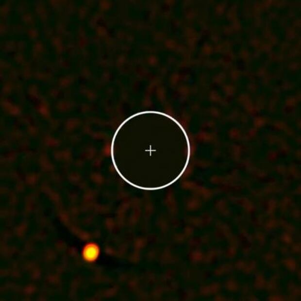 Muestran la imagen directa de un exoplaneta a 385 años luz