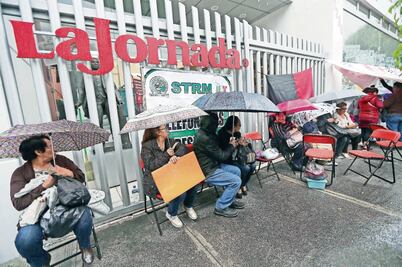 La Jornada se va a huelga; piden respetar contrato