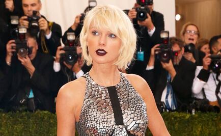 Taylor Swift regresa a redes el día del eclipse