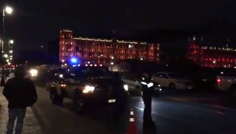SSP retira autos de legisladores de Morena frente a Palacio Nacional