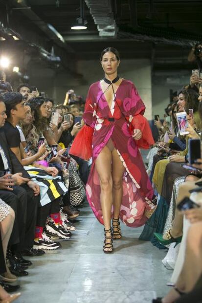 MBFWMx: Kris Goyri presenta su colección inspirada en los tarahumaras