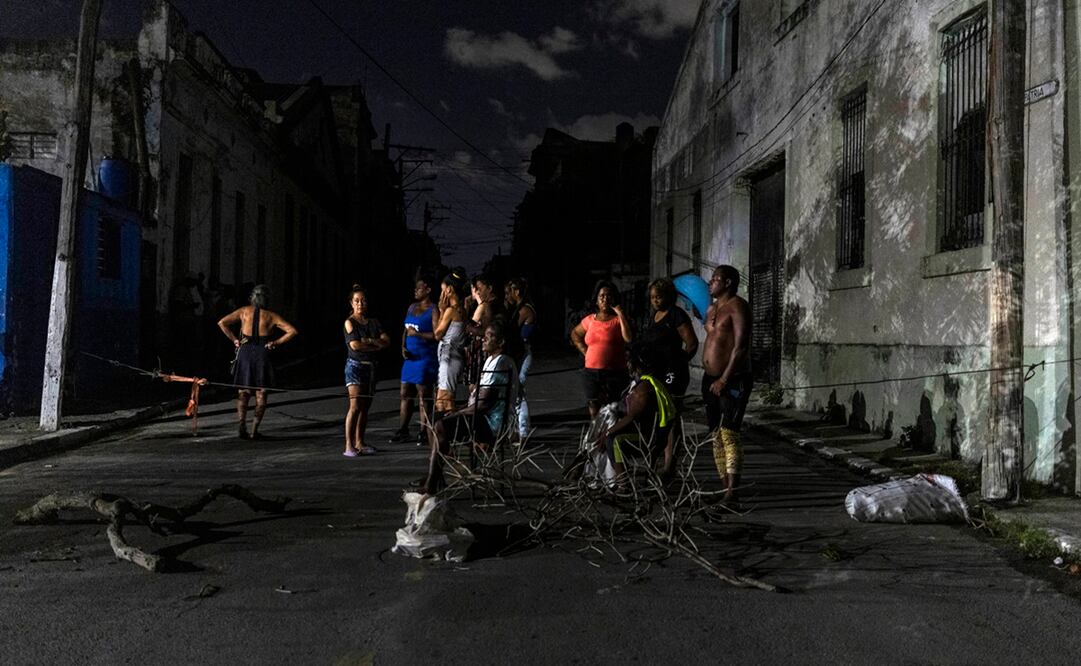 El miércoles pasado la isla sufrió además un apagón masivo que dejó sin corriente a unos seis millones de personas, incluida La Habana, debido a una avería en una central termoeléctrica clave del oeste del país. Foto: Archivo / AP