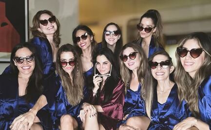 Martha Higareda se luce en bikini en su despedida de soltera