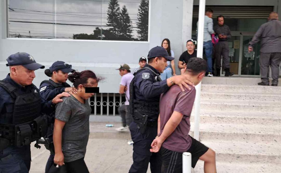 Elementos de la corporación arrestaron a tres de los que supuestamente participaron en el zafarrancho. Foto: Especial