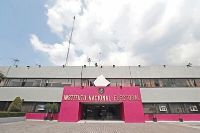 Multa de INE se irá a tribunales, dice