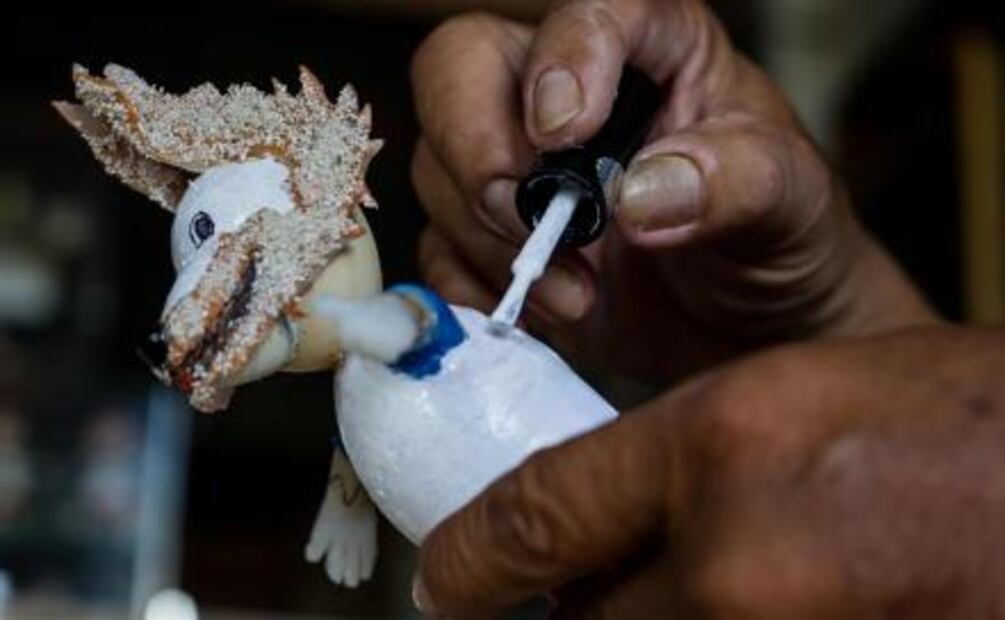 En Vietnam, las mascotas del Mundial de fútbol salen del cascarón