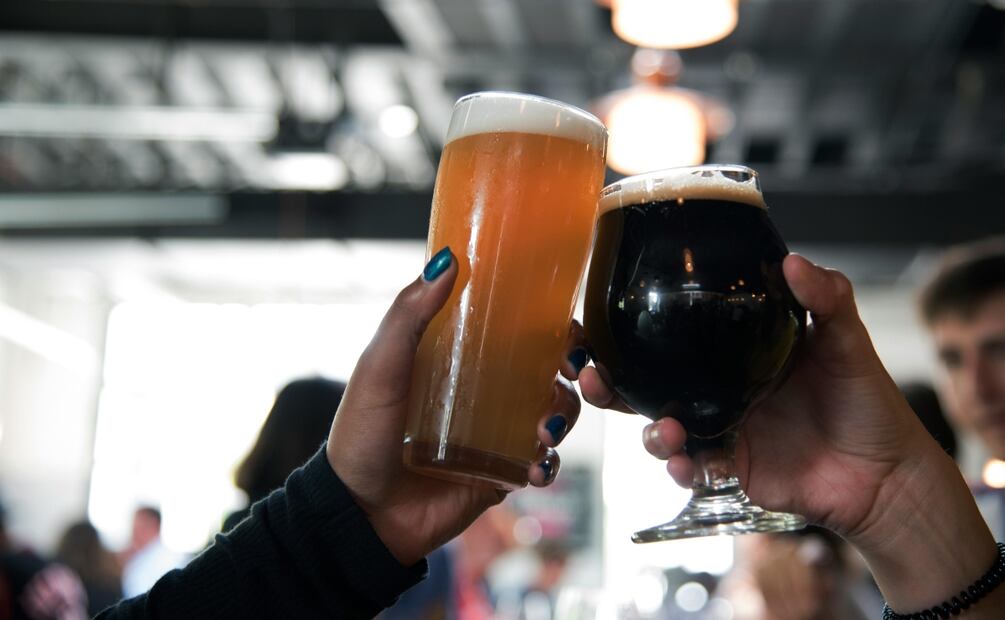 Cerveza artesanal en el Festival Antojo en Chihuahua. Foto: Pexels