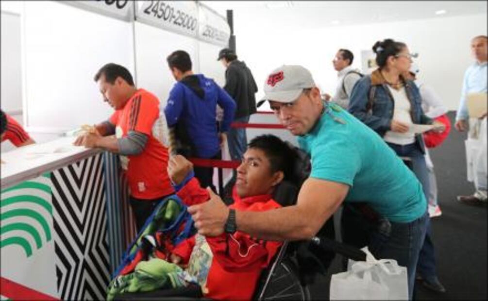 Joven con esclerosis participará en su quinto Maratón de la CDMX