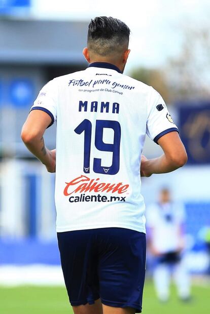 Jugadores de Celaya conmemoran en su uniforme el día de la mujer