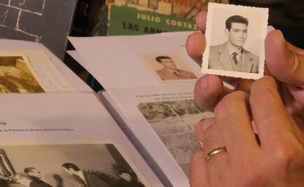 El mayor coleccionista de la obra de Cortázar y su "obsesión bien usada"