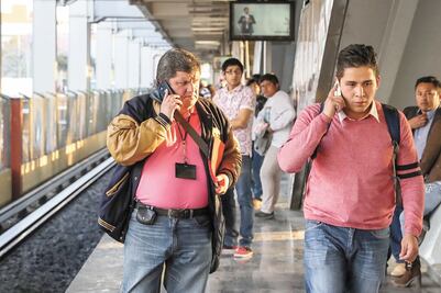 AT&T lidera quejas y portabilidad no deseada en telecom