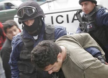 Segob propone ruta legal para liberar a Israel Vallarta, detenido en 2005 junto a Florence Cassez