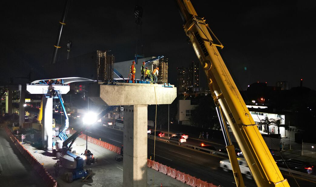 Trabajos de construcción de la Línea 4 del Metro. FotoEspecial