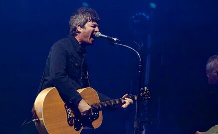 Subastan guitarra de Noel Gallagher, cantante de Oasis