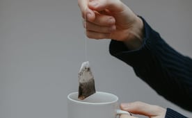 ¿Qué hacer con las bolsitas de té usadas?; descubre los beneficios de reciclarlas