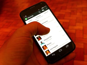 Cómo ponerle contraseña a un chat de WhatsApp