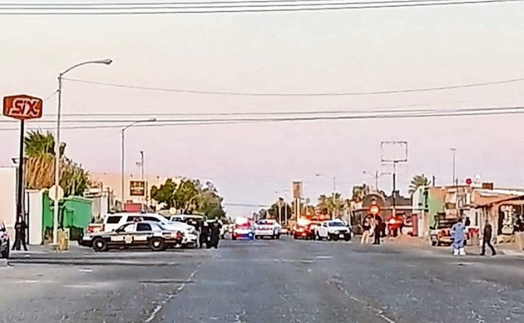 Tres oficiales municipales fueron atacados a balazos al ser sorprendidos en la patrulla 2898 Foto: Especial