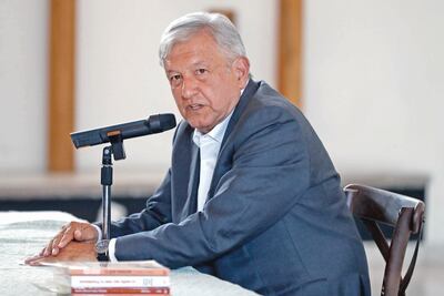 AMLO sustituirá seguro popular; va por sistema como el de países nórdicos