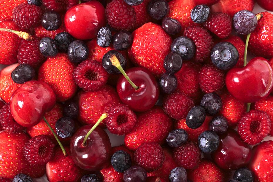 Las antocianinas de los frutos rojos actúan como un escudo natural contra procesos inflamatorios. Foto: Freepik