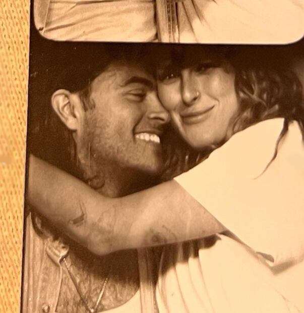 Rumer Willis y su pareja, Derek Richard Thomas, dieron la bienvenida a su primera hija, Louetta Isley Thomas Willis el pasado 18 de abril.
Foto: Instagram