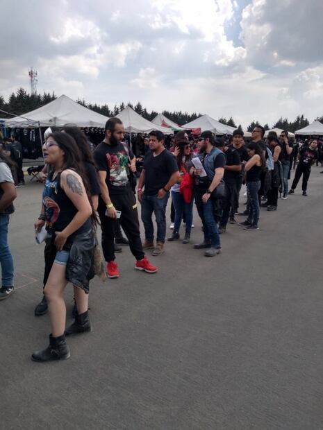 Inicia Hell and Heaven sin medidas de prevención contra el coronavirus