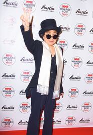 Yoko Ono, hospitalizada en Nueva York por gripe