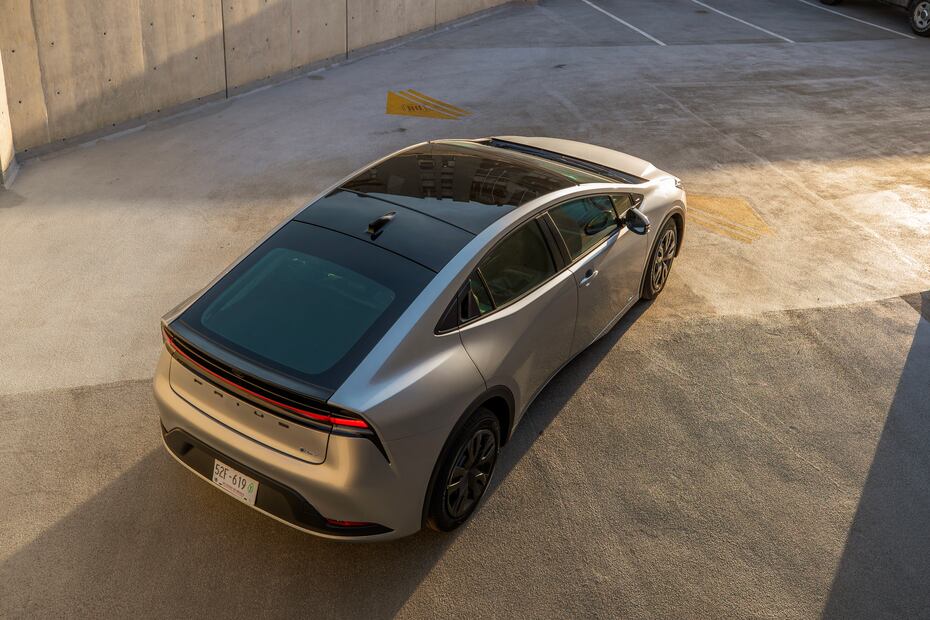 Así es la quinta generación del Prius, ya disponible en México.