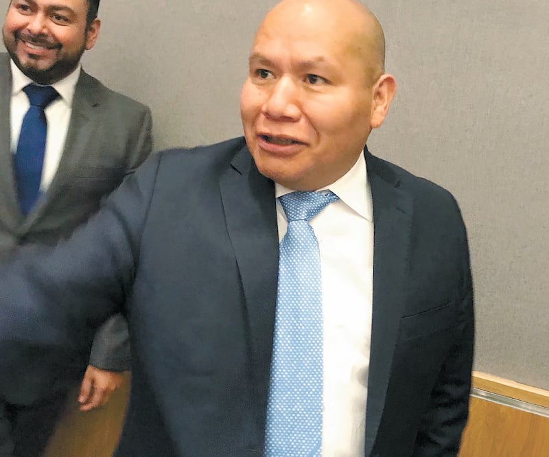 Mandatario. Raciel Pérez, edil de Tlalnepantla, dice que él ha estado a punto de caer en la extorsión. REBECA JIMÉNEZ. EL UNIVERSAL