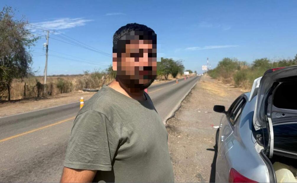Detienen a hombre en carretera Culiacán-Tamazula (26/06/2025). Foto: Especial