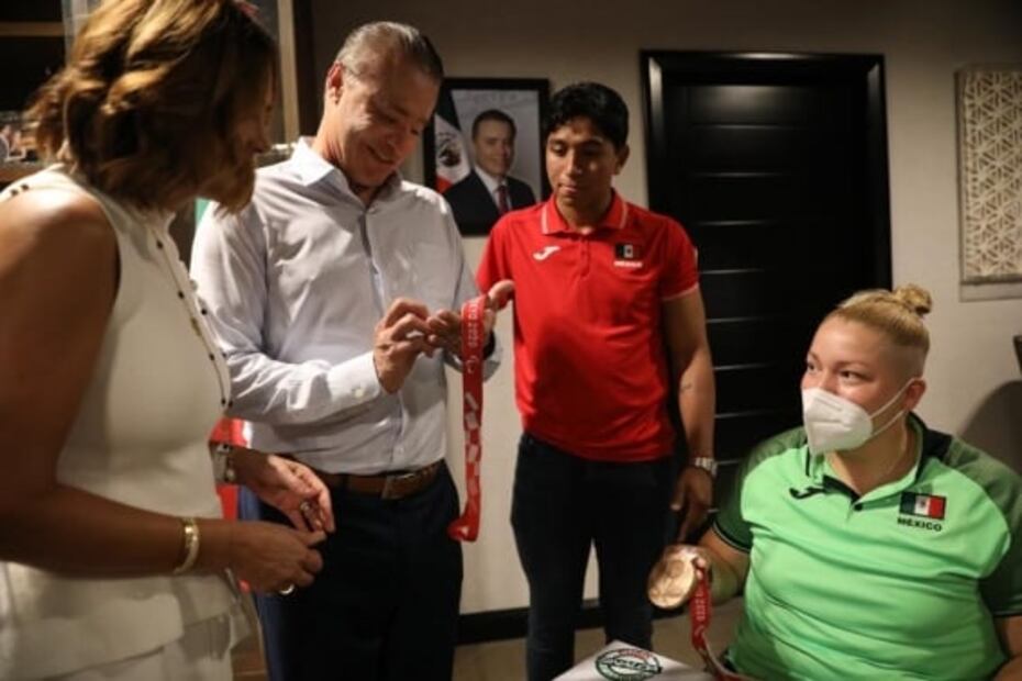 Gobernador de Sinaloa reconoce económicamente a medallistas paralímpicos en Tokio 2020