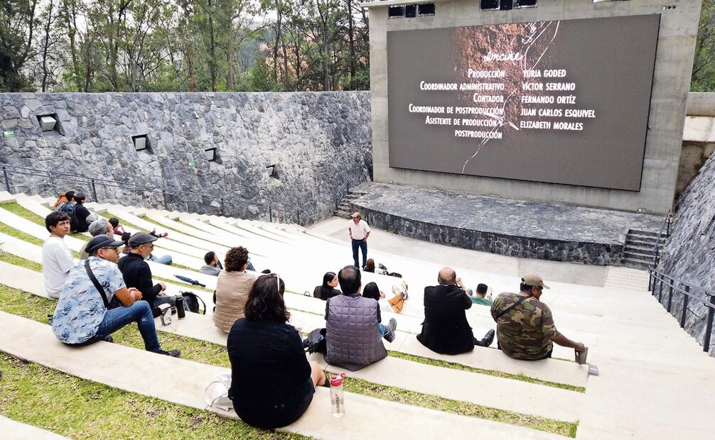 La pantalla led del Foro al aire libre costó más de  6 millones, pero el acceso al sitio está suspendido. Foto: Carlos Mejía/EL UNIVERSAL.