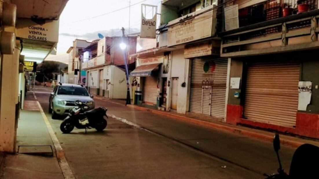 Cártel de la Sierra impone toques de queda y migración forzada en Guerrero