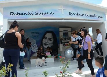 Con misa y mañanitas recuerdan a Debanhi en el que sería su cumpleaños número 19